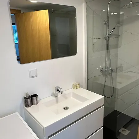 Πανσιόν Vmadeira 4*